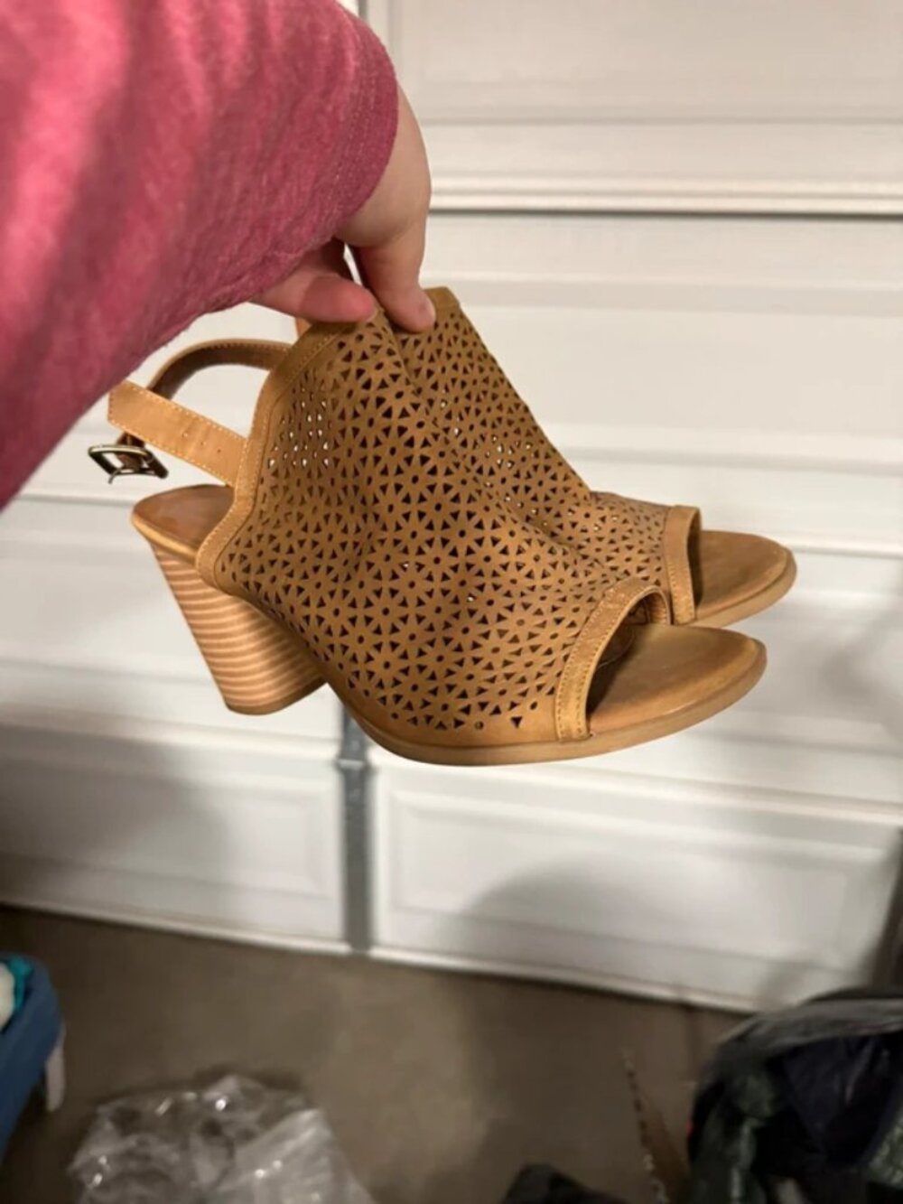 Tan Perforated Peep Toe Block Heel Sandals Women’s Size 10